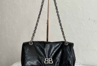 巴黎世家蓬蓬包黑银