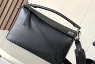 Loewe罗意威几何包zzle手袋