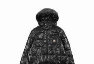 Moncler盟可睐羽绒服 女款 