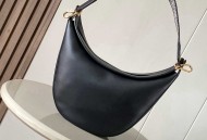 Loewe罗意威半月形Hobo手袋