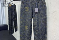 LV蔓藤刺绣花纹缝线牛仔裤