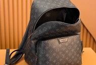 DISCOVERY 双肩包 型号：M43186