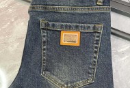 Gucci新款男士修身小直脚裤