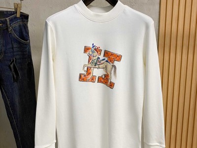 Hermes 2025秋冬新款 时尚休闲打底衫