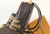 lv女包M26130 本款Discovery 小号双肩包