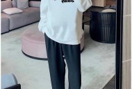 巴黎世家  时尚圆领卫衣