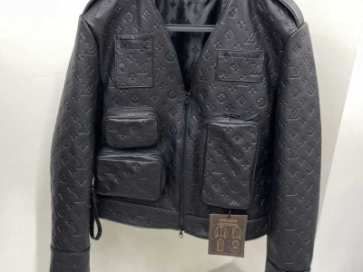 LV牛皮战术外套 V领