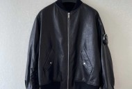 普拉达三角标真皮拉链夹克