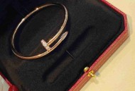 钉子头尾钻手镯