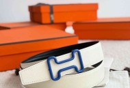 爱马仕TONIGHT 精品五金 搭配进口（奶昔白）腰带