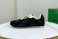  Bottega Veneta全新Orbit 情侣鞋