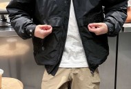 蒙口 官网款新款羽绒服。