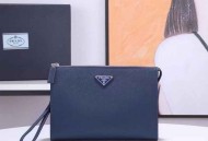 PRADA男士手包