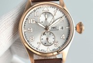 万国飞行员系列IW51584透底腕表