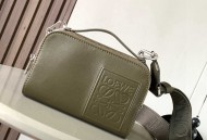 Loewe罗意威斜挎包
