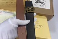  巴宝莉同步原单腰带  