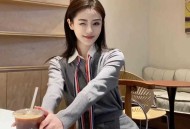 TB蝴蝶结织带毛衣