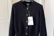 Chanl 香奈儿 24B 克什米尔羊绒包扣开衫