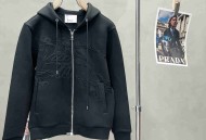 Burberry巴宝莉连帽外套