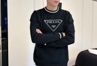 普拉达 秋冬经典翻领羊毛衫