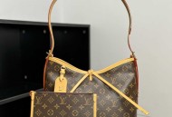 LV CARRYALL 小号手袋 型号：M46203