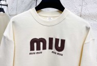 缪缪  2025ss秋冬新款 长袖  圆领卫衣