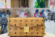 mcmTracy 前翻盖斜挎包皮肩带