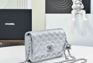 香奈儿包包菱格纹、翻盖包