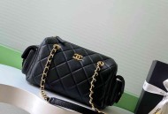 Chanel 25K羊皮保龄球包