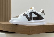 LV运动板鞋同步