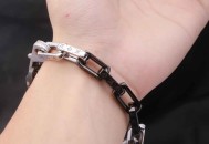 Louis Vuitton 手链