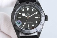 帝陀碧湾黑武士背透腕表