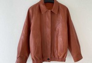  MIU MIU家复古咖色风真皮夹克