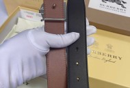 巴宝莉牛皮皮革腰带