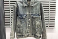 巴黎世家最新时尚牛仔外套