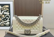 香奈儿辣妈经典款，全面升级‼Chanel单肩斜挎包