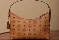 MCM Aren Hobo肩背包