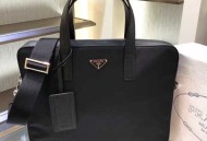 普拉达尼龙公文包2VE368
